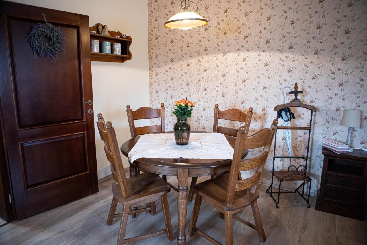Kalvin Restaurant & Pension Rastislavice 외부 사진