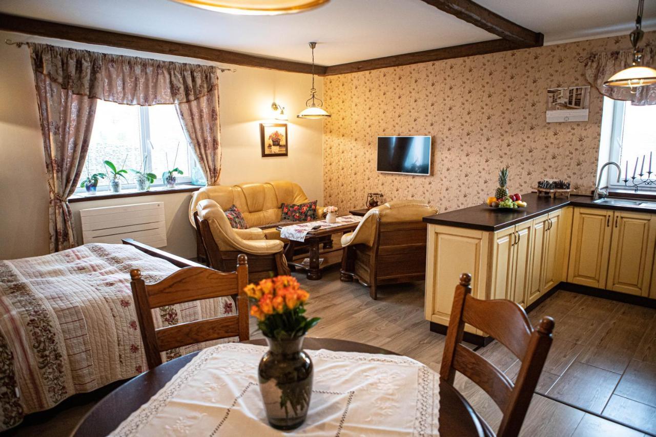 Kalvin Restaurant & Pension Rastislavice 외부 사진