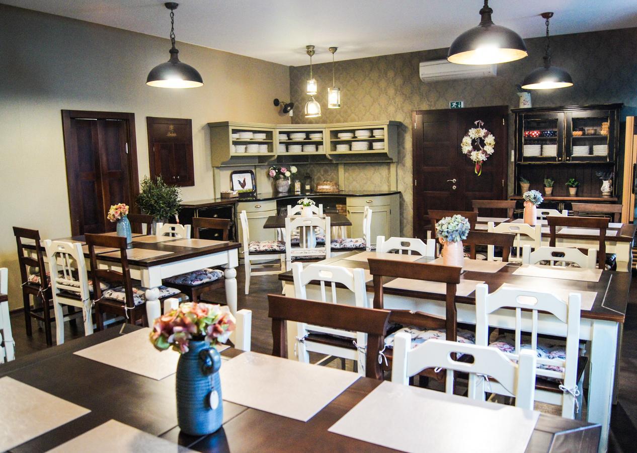 Kalvin Restaurant & Pension Rastislavice 외부 사진