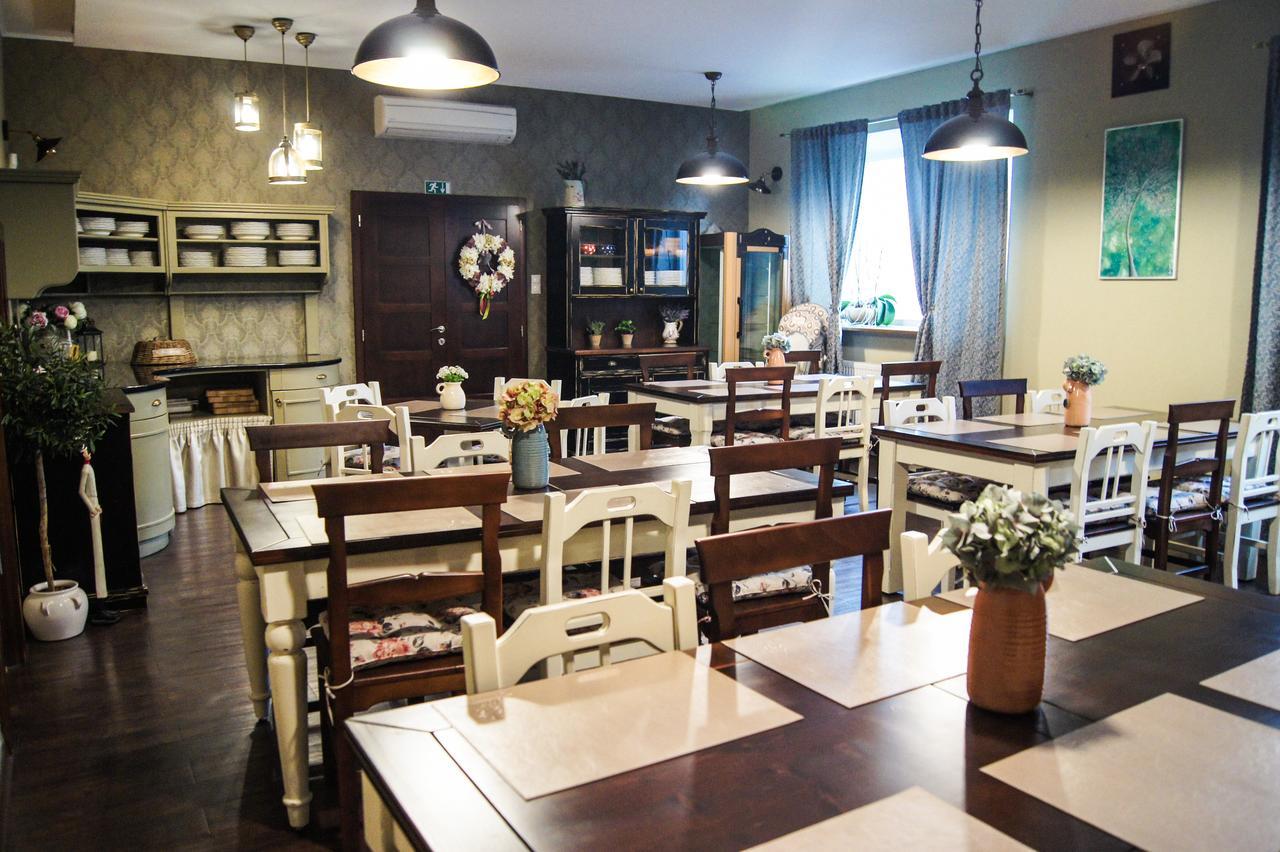 Kalvin Restaurant & Pension Rastislavice 외부 사진